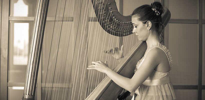 adriana nicolosi arpista